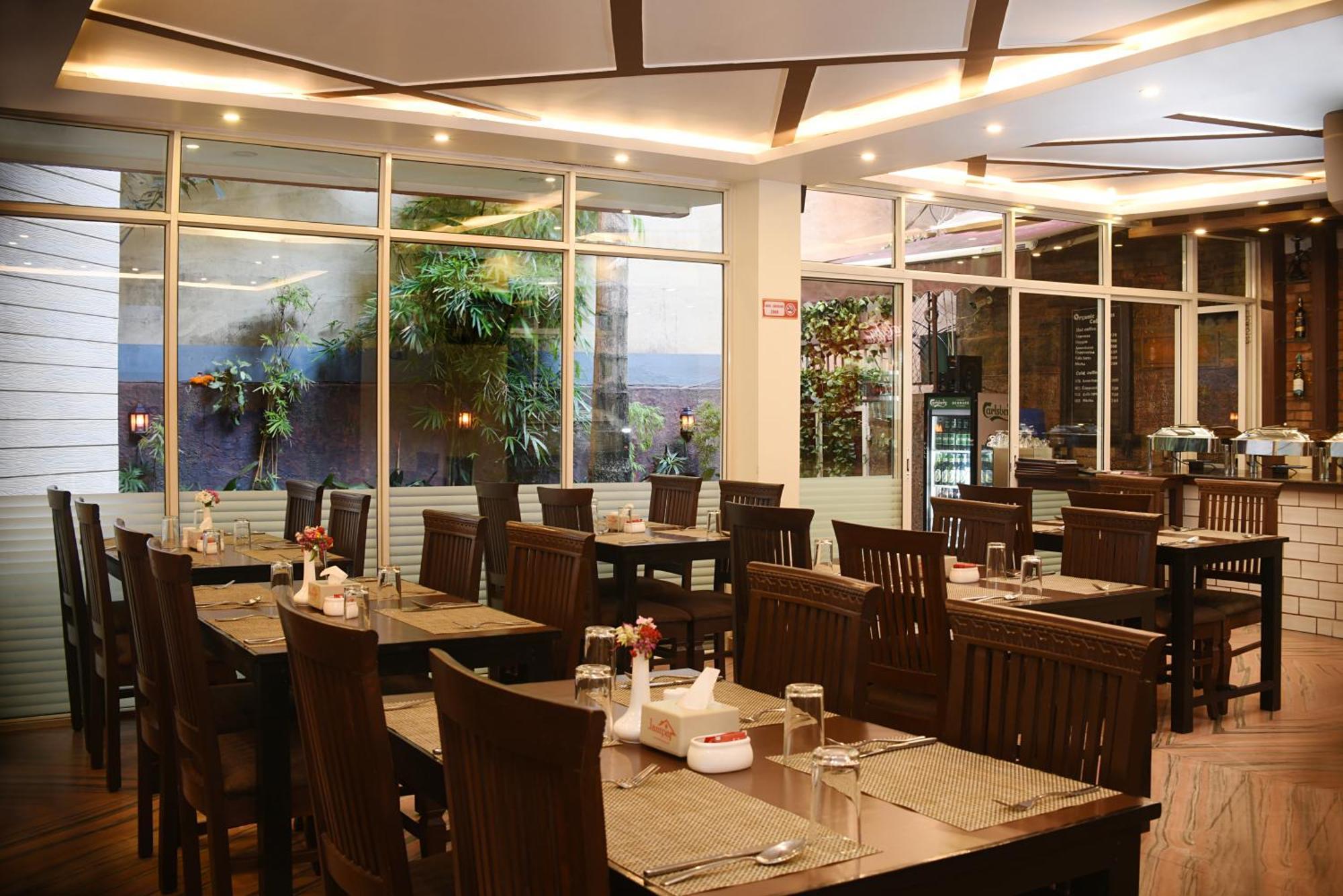 קטמנדו Hotel Jampa מראה חיצוני תמונה